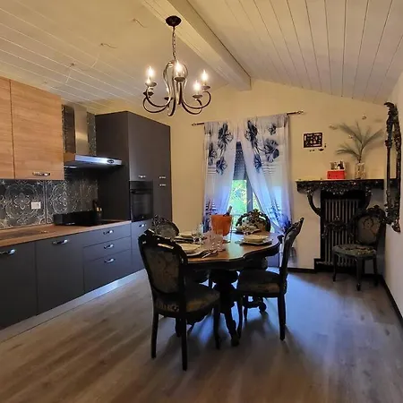 Field House Apartman